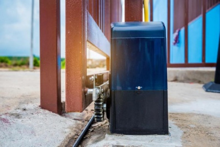 Comment choisir la motorisation de portail id&eacute;ale &agrave; Saint-Jean-de-Luz ?